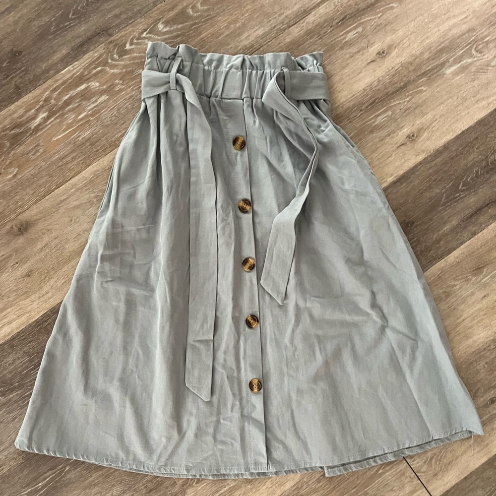 Midi skirt